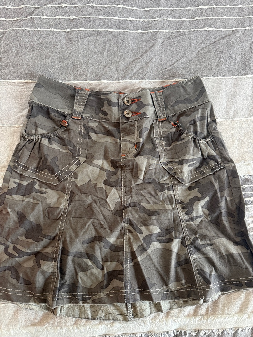 Jolt Olive Green Camo Pleated Utility Mini Skirt